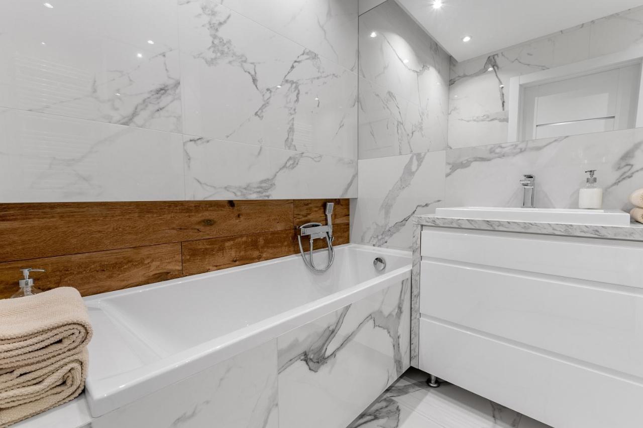 Harbor Apartments - Pulaskiego Катовице Екстериор снимка