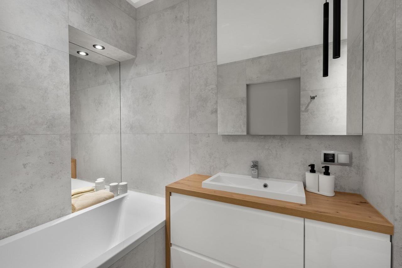 Harbor Apartments - Pulaskiego Катовице Екстериор снимка